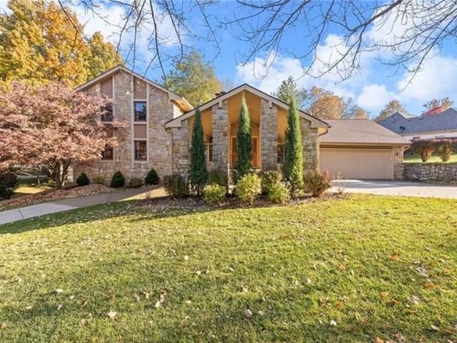 House for sale in Gladstone, Missouri