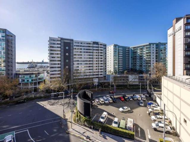 Apartment for sale in Auckland, Oroua County