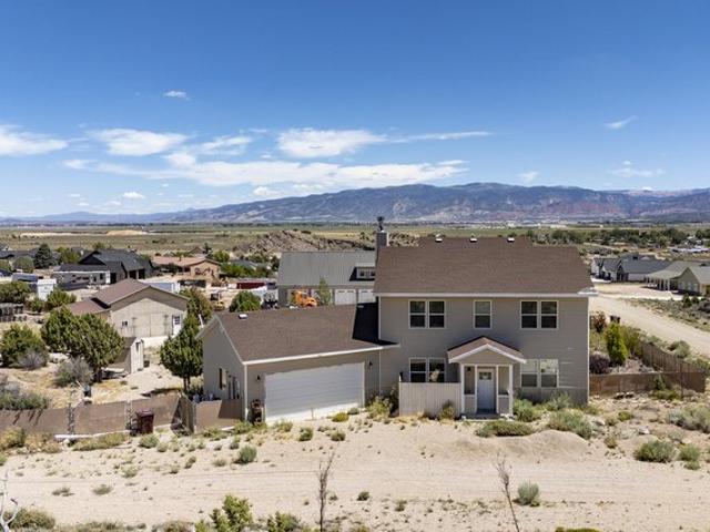 House for sale in Iron, Utah