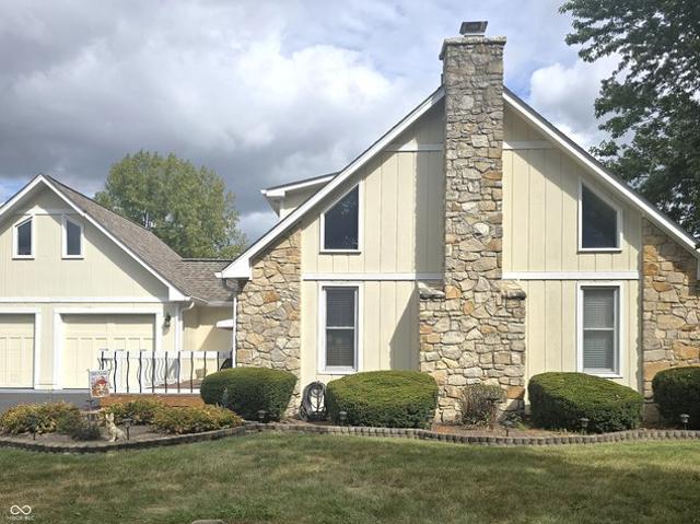 House for sale in New Palestine, Indiana