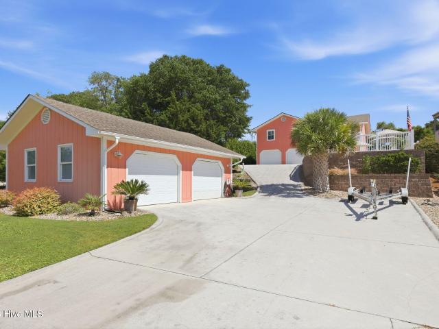House for sale in Emerald Isle, North Carolina