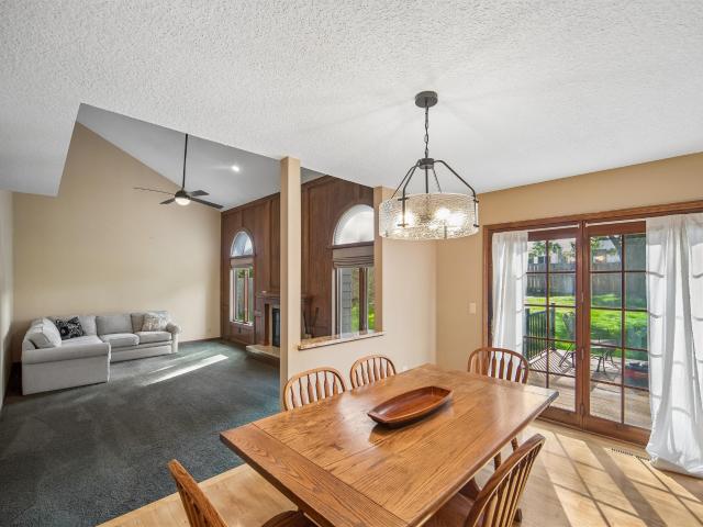House for sale in Rocklyn Creek, Urbandale