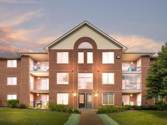 Condo for sale in Orland Park, Illinois