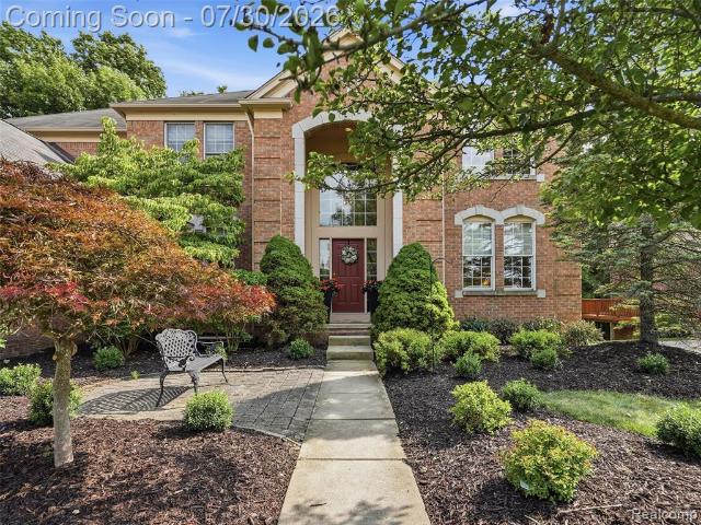 House for sale in Carrington Gardens, West Bloomfield Township