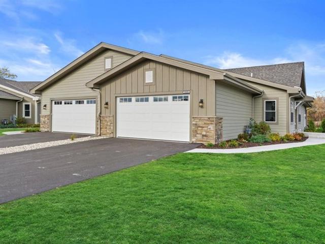 Condo for sale in Lannon, Wisconsin