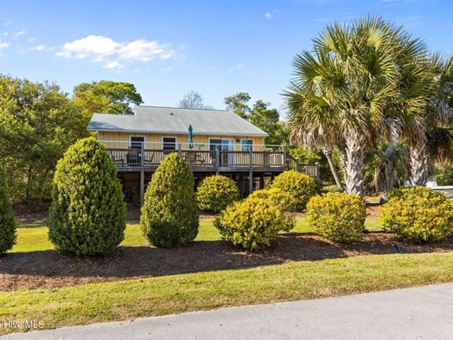Townhouse for sale in Emerald Isle, North Carolina