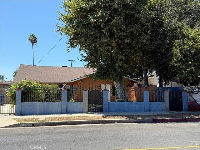 House for sale in Canoga Park, California