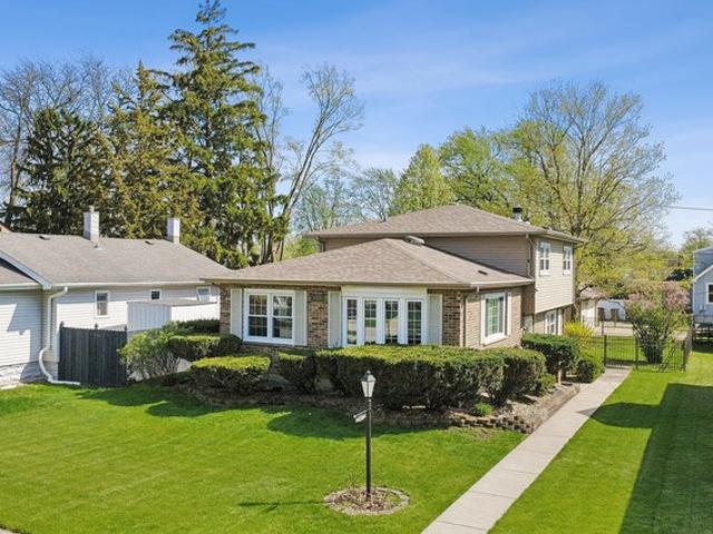 House for sale in Tinley Park, Illinois