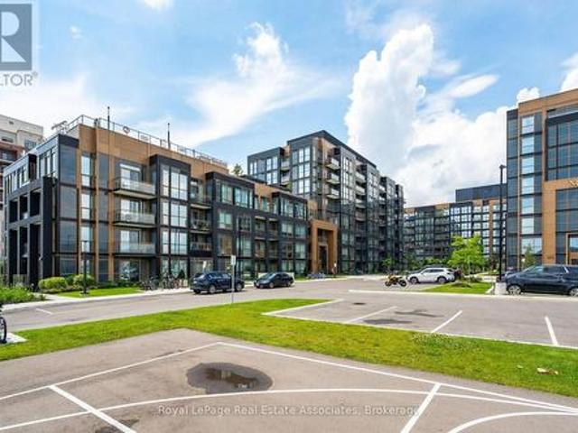 Condo for sale in Oakville, Ontario