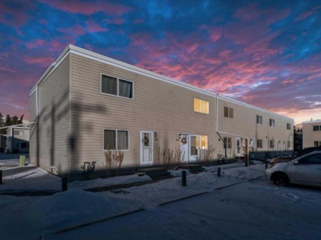 Townhouse for sale in Alberta