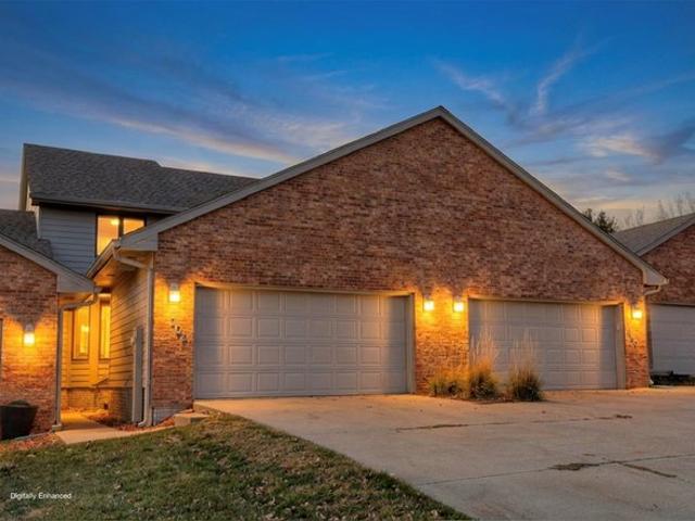 Townhouse for sale in West Des Moines, Iowa
