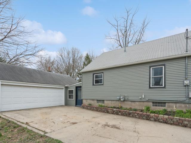 House for sale in Whiteside, Illinois