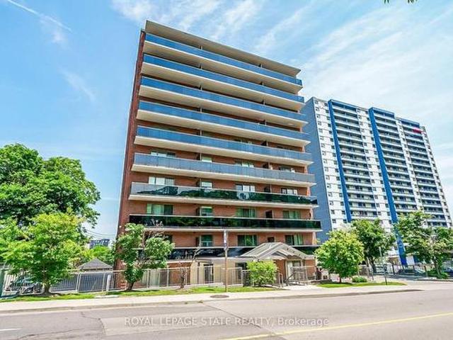 Condo for sale in Hamilton