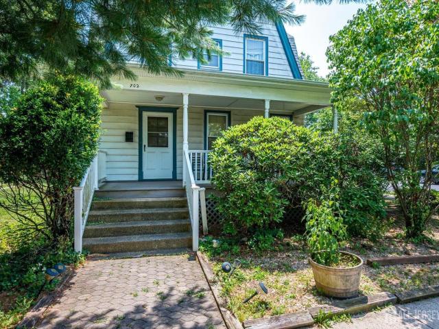 House for sale in Highland Park, New Jersey