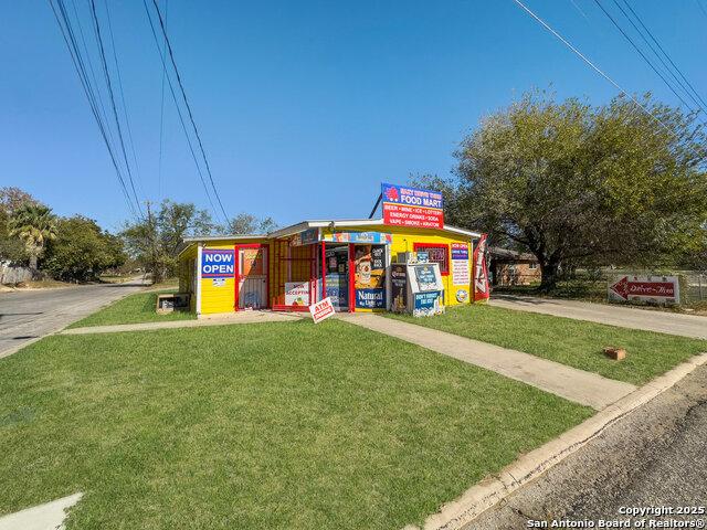 Commercial for sale in Poteet, Texas