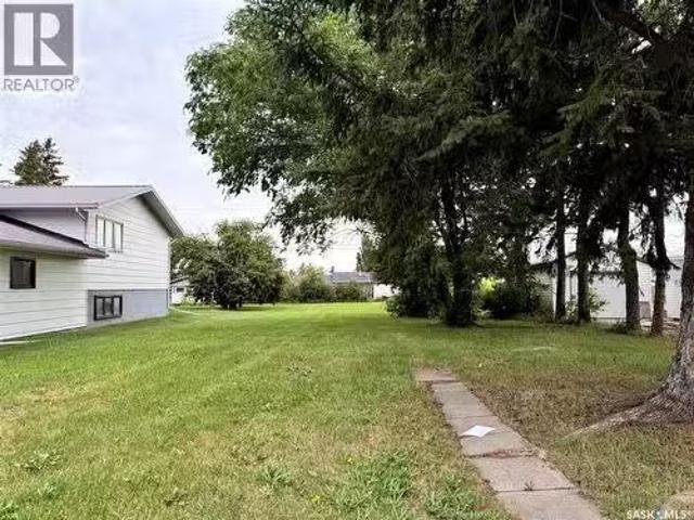 House for sale in Wynyard, Saskatchewan
