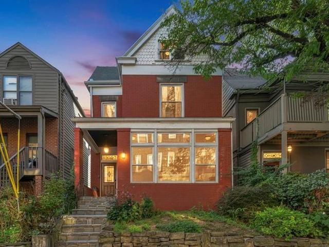 House for sale in Pittsburg, Pennsylvania