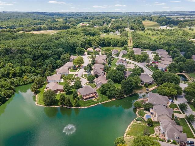 House for sale in Lansing, Leavenworth County