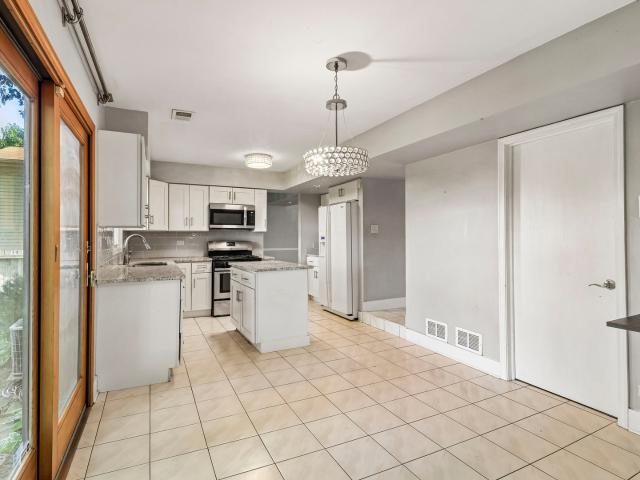 House for sale in Carol Stream, Illinois