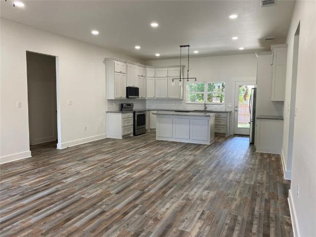 House for sale in Quitman, Wood County