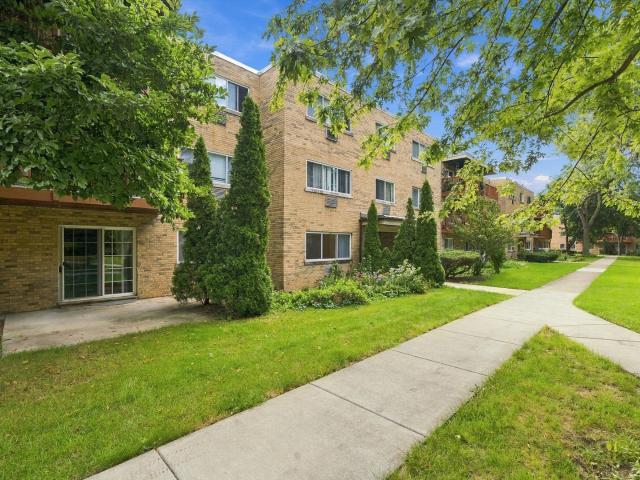 Condo for sale in Mount Prospect, Cook County