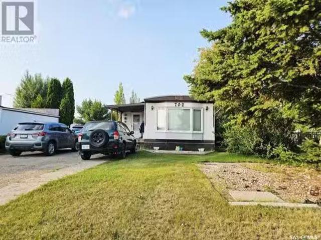 House for sale in Melville, Saskatchewan
