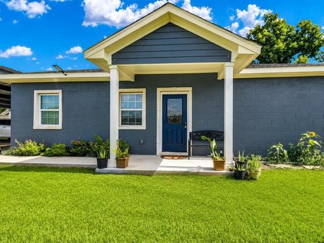 House for sale in Brazoria, Texas