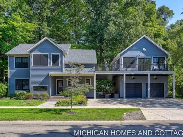 House for sale in Saugatuck, Michigan