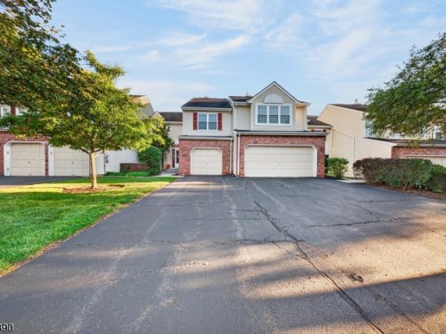 Townhouse for sale in Bridgewater, New Jersey