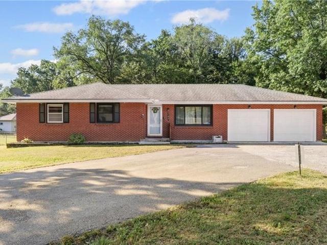 House for sale in Smithville, Missouri