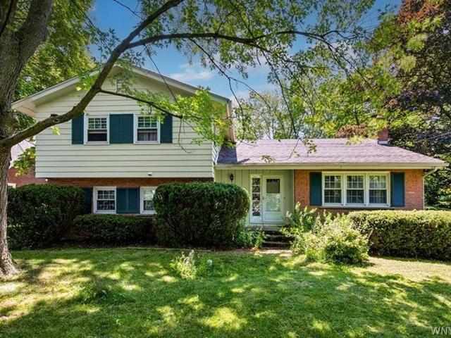 House for sale in Niagara, New York