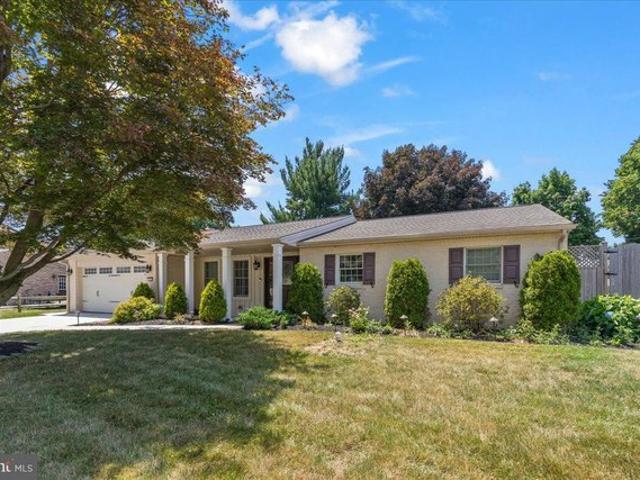 House for sale in Cumberland, Pennsylvania