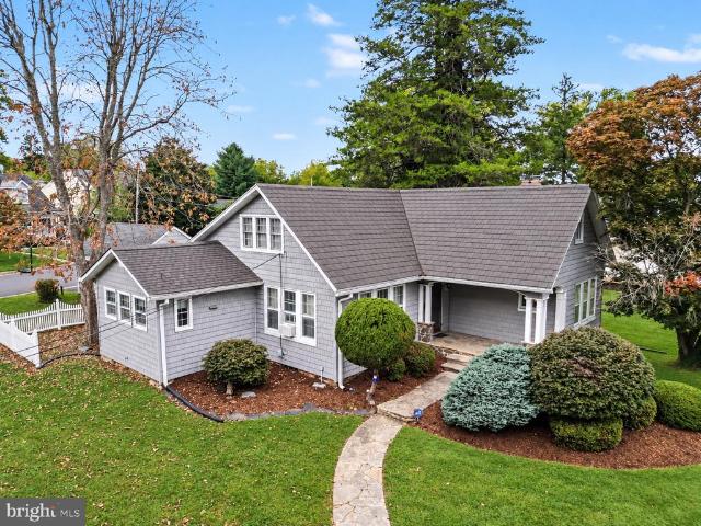 Commercial for sale in Woodside, Bel Air