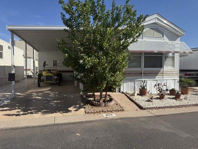 House for sale in Apache Junction, Arizona