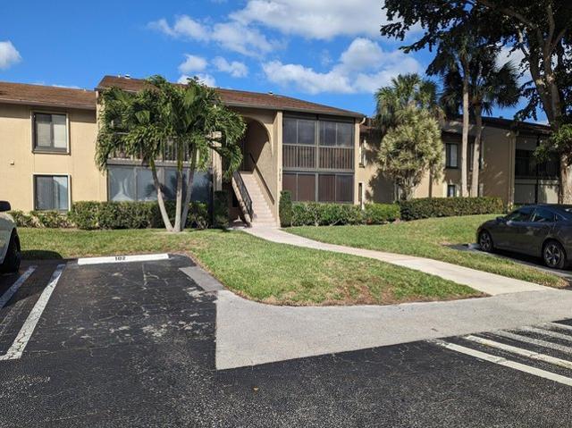 Condo for sale in Greenacres, Florida
