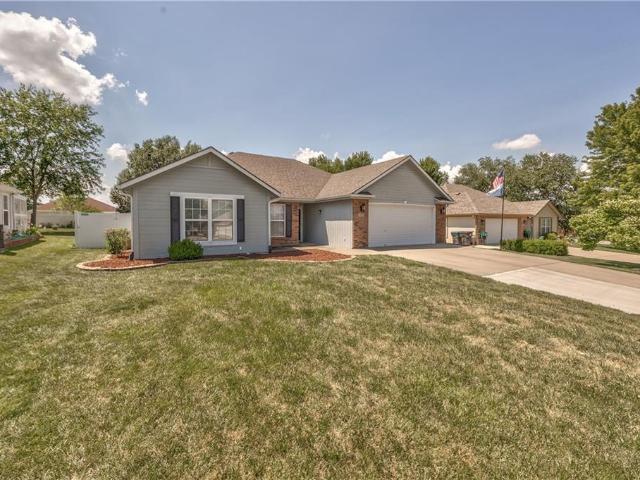House for sale in Grain Valley, Missouri