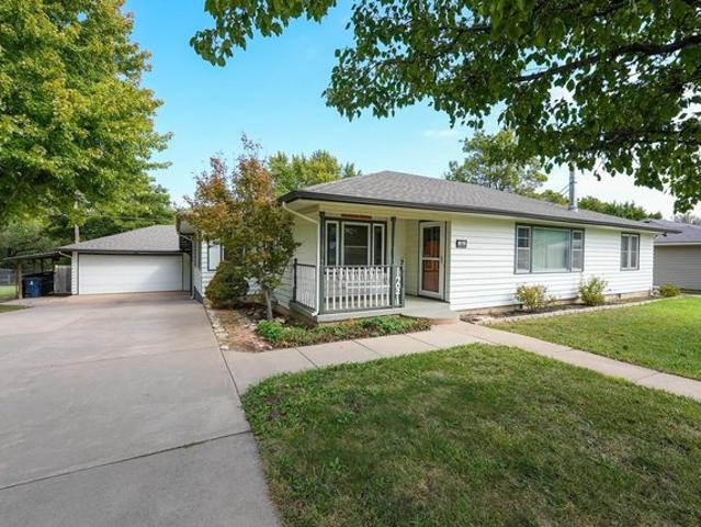 House for sale in El Dorado Suburbs, El Dorado