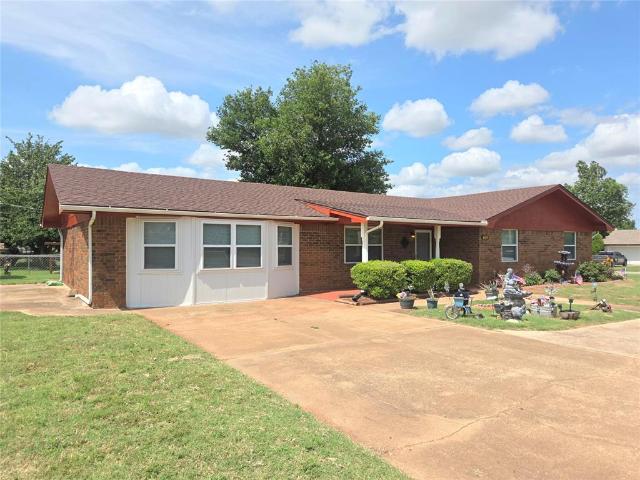 House for sale in Chickasha, Oklahoma