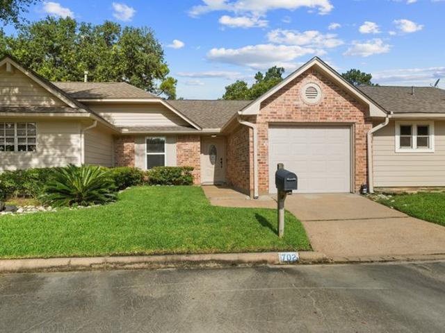 Townhouse for sale in Pearland, Texas