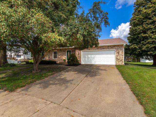 House for sale in Eldridge, Iowa