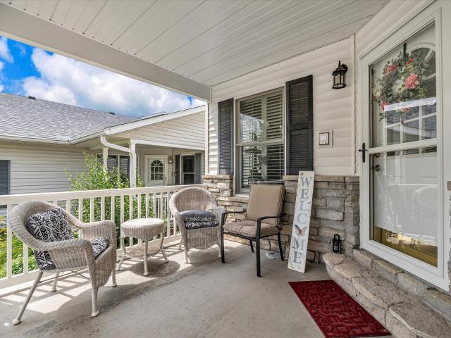 Townhouse for sale in Le Claire, Iowa