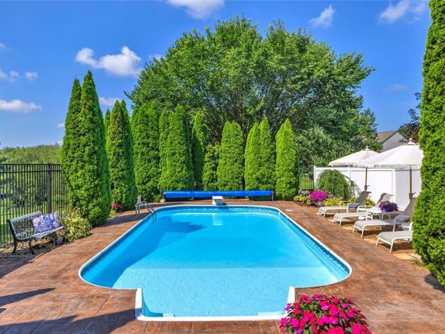 House for sale in Cranberry Twp House for sale in Cranberry Twp