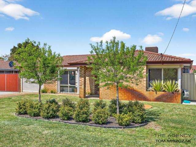 House for sale in Queens Park, Western Australia