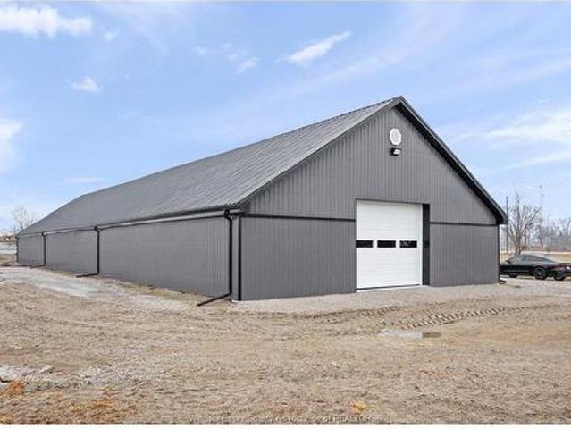 Commercial for rent in Tecumseh, Southwestern Ontario