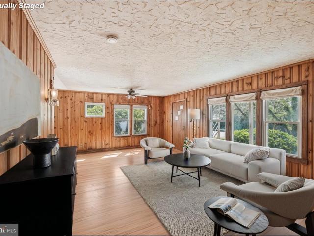 House for sale in Lusby, Maryland