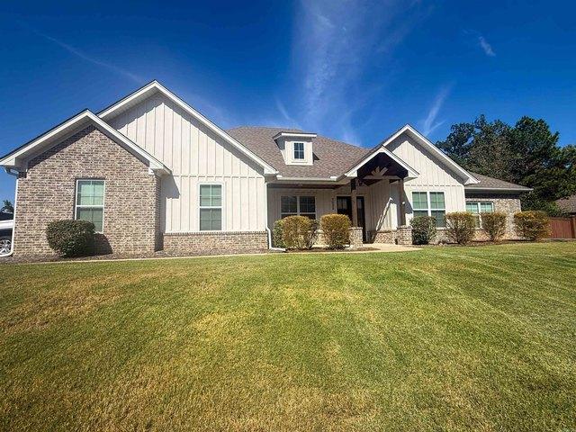 House for sale in Alexander, Pulaski County
