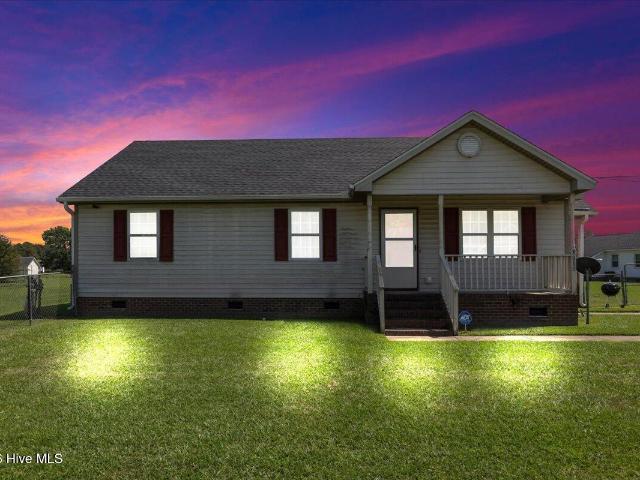 House for sale in Saratoga, North Carolina