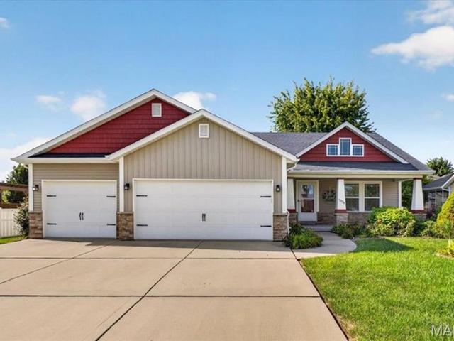 House for sale in Glen Carbon, Illinois