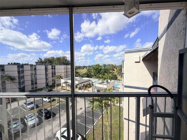 Condo for sale in Hialeah, Florida