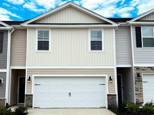 Townhouse for sale in Guilford, North Carolina